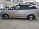 Toyota Innova V 2015 - Cần bán xe Toyota Innova V 2015, màu vàng đồng, xe siêu đẹp, giá thương lượng, có trả góp