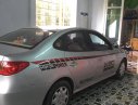 Hyundai Elantra 2010 - Bán xe Hyundai Elantra sản xuất năm 2010, màu bạc