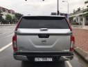 Nissan Navara E 2016 - Gia đình bán Nissan Navara E, đời 2016, màu bạc, đi hơn 2 vạn KM còn bảo hành hãng