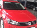 Volkswagen Jetta   2016 - Cần bán xe Volkswagen Jetta màu đỏ chạy 17.800km, xe sử dụng kỹ tiếp người thiện chí