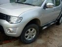 Mitsubishi Triton 2010 - Bán Mitsubishi Triton đời 2010, màu bạc