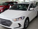 Hyundai Elantra 1.6AT 2018 - Bán xe Hyundai Elantra 1.6AT 2018, màu trắng giao ngay