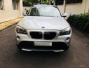 BMW X1 2011 - Bán BMW X1 năm sản xuất 2011, đăng ký lần đầu năm 2013, màu xám (bạc), nhập khẩu