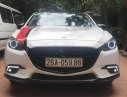 Mazda 3 FL 2017 - Cần bán gấp Mazda 3 FL năm 2017, màu trắng xe gia đình