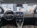 Ford Focus 2018 - Bán xe Ford Focus 2018 chạy doanh số bán giá cực thấp, hỗ trợ trả góp 90%, hỗ trợ thủ tục nhanh chóng