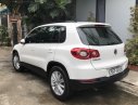 Volkswagen Tiguan 2009 - Bán xe Volkswagen Tiguan 2.0 sx 2009 màu trắng.