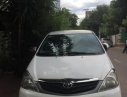 Toyota Innova J 2009 - Bán ô tô Toyota Innova J 2009, màu trắng còn mới