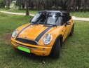 Mini Cooper   2004 - Cần bán lại xe Mini Cooper đời 2004, màu vàng