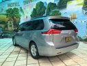 Toyota Sienna LE 3.5 2010 - Bán xe Toyota Sienna 2011, màu xám, xe nhập