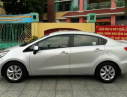 Kia Rio Gath 2016 - Cần tiền bán Kia Rio 2016, số tự động, màu bạc, mới ken