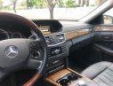 Mercedes-Benz E class E300 2011 - Vỡ nợ bán xe Mercedes E300 đời 2011, màu đen bóng