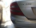 Mercedes-Benz CLK class CLK320 2005 - Cần bán Mercedes CLK320 sản xuất 2005, màu bạc, xe nhập