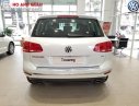 Volkswagen Touareg 2016 - Bán Volkswagen Touareg màu trắng, hỗ trợ trả góp 90%, hỗ trợ 50% phí trước bạ, Hotline 090.898.8862