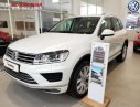Volkswagen Touareg 2016 - Bán Volkswagen Touareg màu trắng, hỗ trợ trả góp 90%, hỗ trợ 50% phí trước bạ, Hotline 090.898.8862
