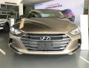 Hyundai Elantra 1.6 AT 2018 - Cần bán gấp Hyundai Elantra năm 2018 màu kem (Be), 549 triệu tại Quảng Bình