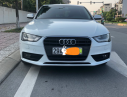 Audi A4 2012 - Cần bán gấp Audi A4 sản xuất 2012 màu trắng, giá chỉ 889 triệu, xe nhập