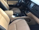 Kia Sedona 2.2L DATH 2016 - Cần bán lại xe Kia Sedona 2.2L DATH sản xuất năm 2016 giá cạnh tranh