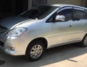 Toyota Innova G 2010 - Bán xe Toyota Innova G đời 2010, màu bạc còn mới, giá tốt