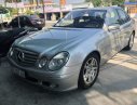 Mercedes-Benz E class  E 240 Class 2004 - Cần bán gấp Mercedes E 240 Class năm sản xuất 2004, màu bạc