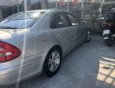 Mercedes-Benz E class  E 240 Class 2004 - Cần bán gấp Mercedes E 240 Class năm sản xuất 2004, màu bạc