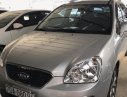 Kia Carens MT 2015 - Cần bán xe Kia Carens MT đời 2015, màu bạc, 438tr còn thương lượng cho AE thiện chí, nhanh gọn