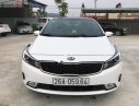 Kia Cerato 1.6 MT 2017 - Bán xe Kia Cerato 1.6 MT sản xuất năm 2017, màu trắng chính chủ