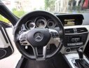 Mercedes-Benz C class C300 AMG 2011 - Cần bán gấp xe cũ Mercedes C300 AMG 2011, màu trắng