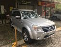 Ford Everest MT 2012 - Bán giúp bà chị Ford Everest 2012 MT, màu phấn hồng