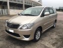 Toyota Innova 2.0E 2012 - Bán xe Toyota Innova 2.0E 2012, màu vàng, form mới, giá tốt