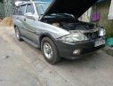 Ssangyong Musso 2004 - Cần bán Ssangyong Musso 2004, màu bạc