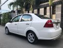 Chevrolet Aveo LT 2015 - Em bán Chevrolet Aveo 2015 số sàn, màu trắng cọp