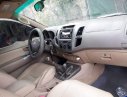 Toyota Hilux 3.0 4x4MT 2010 - Bán Toyota Hilux 3.0 4x4MT đời 2010, màu bạc, nhập khẩu số sàn 