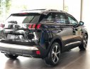Peugeot 3008 2018 - Cần bán xe Peugeot 3008 đời 2018, màu đen bảo hiểm thân vỏ 2 chiều