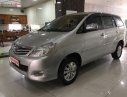 Toyota Innova G 2010 - Cần bán gấp Toyota Innova G 2010, màu bạc số sàn