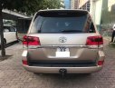 Toyota Land Cruiser VX 2016 - Bán xe Toyota Land Cruiser VX sản xuất 2016, màu vàng, nhập khẩu biển Hà Nội