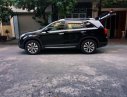 Kia Sorento GAT 2017 - Cần bán lại xe Kia Sorento GAT năm 2017, màu đen xe gia đình, giá chỉ 770 triệu