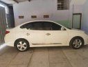 Hyundai Avante   2011 - Bán Hyundai Avante sản xuất năm 2011, màu trắng xe gia đình