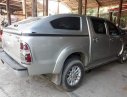 Toyota Hilux 2013 - Cần bán gấp Toyota Hilux năm 2013, màu xám, giá tốt