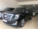 Cadillac Escalade 2015 - Bán Cadillac Escalade sản xuất 2015 màu đen nội thất nâu, xe cực đẹp