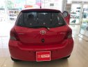 Toyota Yaris 1.3 2010 - Cần bán Toyota Yaris 1.3 đời 2010, màu đỏ, xe nhập giá cạnh tranh