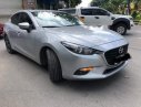 Mazda 3 Facelif 2017 - Bán Mazda 3 Facelif 2017, màu bạc giá tốt