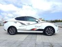 Mazda 2 2016 - Bán xe Mazda 2 đời 2016, màu trắng