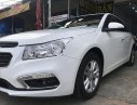 Chevrolet Cruze LT 1.6 MT 2016 - Cần bán xe Chevrolet Cruze 1.6 LT sản xuất 2016, màu trắng số sàn