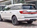 Lincoln Navigator 2018 - Bán xe Lincoln Navigator sản xuất năm 2018, màu trắng, xe nhập