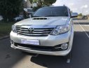 Toyota Fortuner G 2016 - Bán Toyota Fortuner G sản xuất năm 2016, màu bạc, 900tr