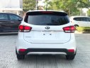 Kia Rondo GAT 2018 - Cần bán Kia Rondo GAT năm sản xuất 2018, màu trắng, 669 triệu