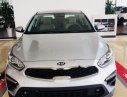 Kia Cerato 1.6 AT 2018 - Bán Kia Cerato 1.6 AT năm sản xuất 2018, màu bạc giá cạnh tranh