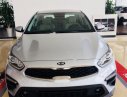 Kia Cerato 1.6 AT 2018 - Bán Kia Cerato 1.6 AT năm sản xuất 2018, màu bạc giá cạnh tranh