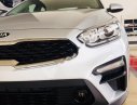 Kia Cerato 1.6 AT 2018 - Bán Kia Cerato 1.6 AT năm sản xuất 2018, màu bạc giá cạnh tranh