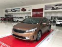 Kia Cerato 1.6 AT 2018 - Cần bán xe Kia Cerato 1.6 AT sản xuất 2018, màu nâu, giá chỉ 589 triệu